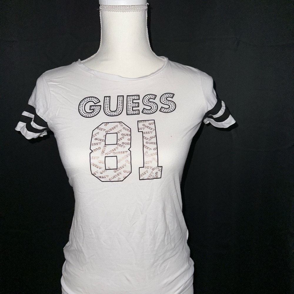 Guess Top
